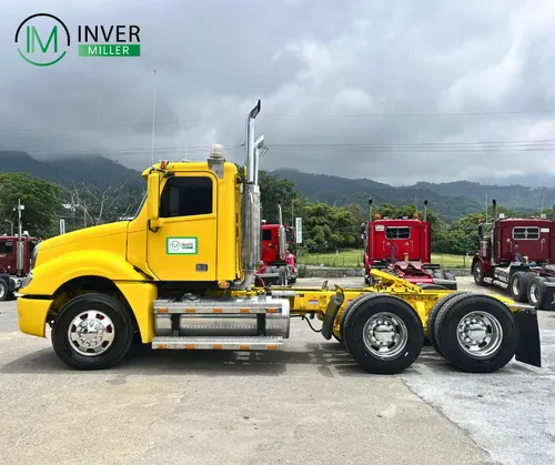 Freightliner Columbia Tractomula