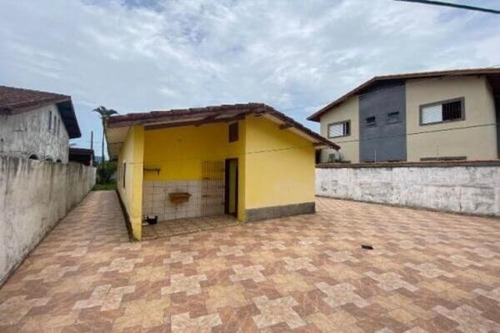 Imagem 6 de 11 de Vendo Casa Á Uma Quadra Do Mar Com 350 Metros Quadrados Em Itanhaém No Litoral Sul De Sp
