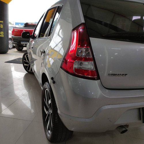 Imagem 4 de 10 de Renault Sandero 1.6 Expression 16v Flex 4p Manual