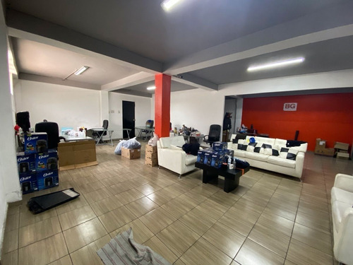 Edificio Comercial En Zona Muy Transitada