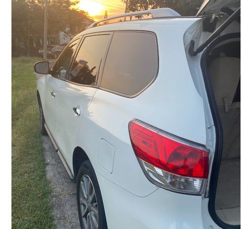 Nissan Pathfinder 3.5 Sense Mt