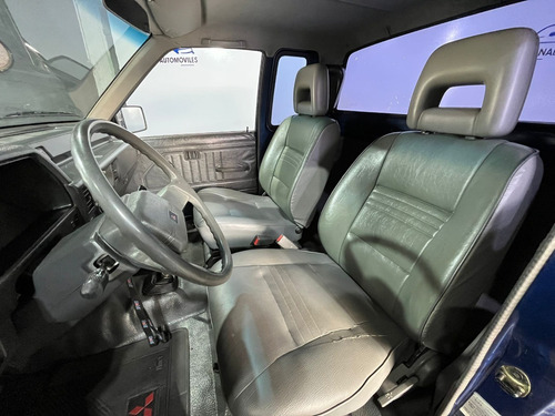 Imagen 9 de 11 de Mitsubishi L200 4x2 Nafta Permuto Financio