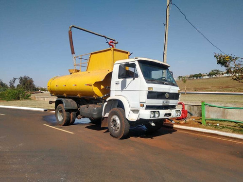 Imagem 1 de 12 de Volkswagen 14210