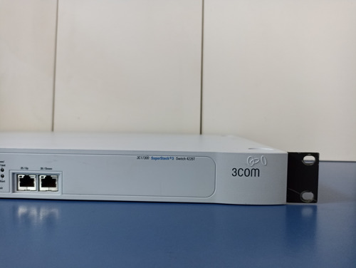Switch 3com Superstack 3c17300 4226t 10/100 Com Nf (Usado)