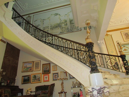 Se Vende Bella Mansión En El Country Club De Caracas Mls 25-13547