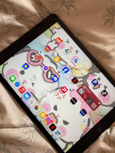 Vendo O Cambio iPad Novena Generación En Perfecto Estado. 