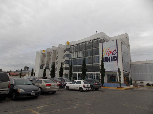 Oficinas En Renta En Metepec, Frente A Galerias Metepec