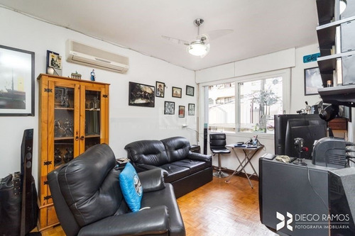 Apartamento Em Bom Fim Com 1 Dormitório - Vp87875
