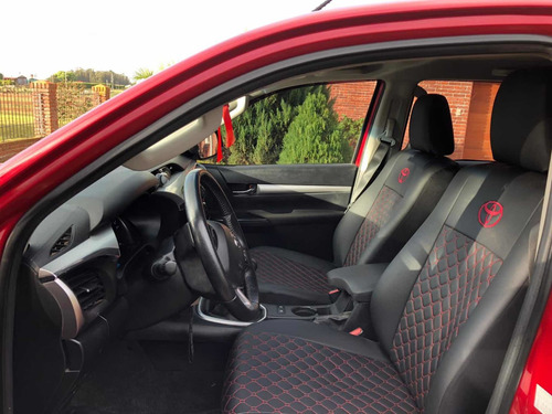 Toyota Hilux 2017 2.7 Cd Srv Vvti 4x2 Cuero - B4