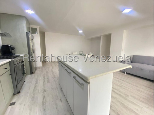 Apartamento Remodelado En Venta, Urb. La Tahona