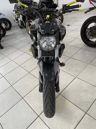 Imagem 3 de 10 de Yamaha Mt-07 Abs - 2018