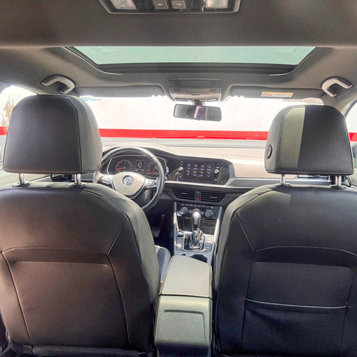 Volkswagen Jetta R Line Tiptronic TSI 1.4L
