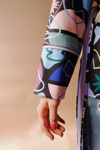 Imagen 7 de 9 de Camisa Con Estampado Y Textil Tecnológico Camisea Manifesto