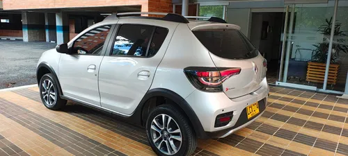 Renault Stepway 1.6 Dynamique / Intens Automática