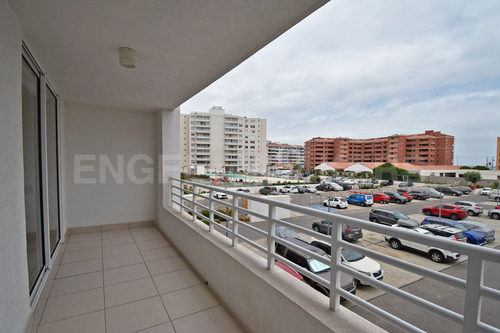 Venta De Departamento En Avenida Pacifico