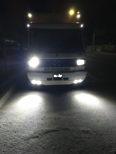 Imagen 4 de 9 de Mercedes Benz 710 Plus