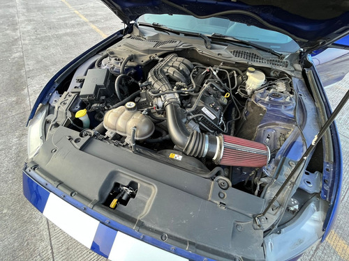 Ford Mustang 3.8 Coupe 3.7 V6 At