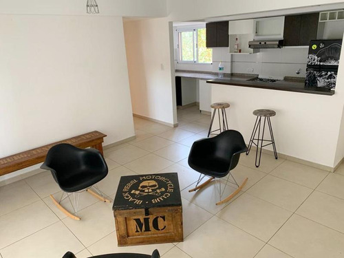 Imagen 4 de 6 de Departamento 2 Ambientes En Venta