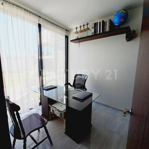Casa En Venta Con Jardín Y Alberca En Atlixco, Puebla.