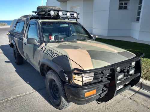 Toyota Hilux 1997 2.8 S/cab 4x2 D Dlx