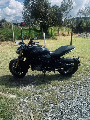 Benelli 752s