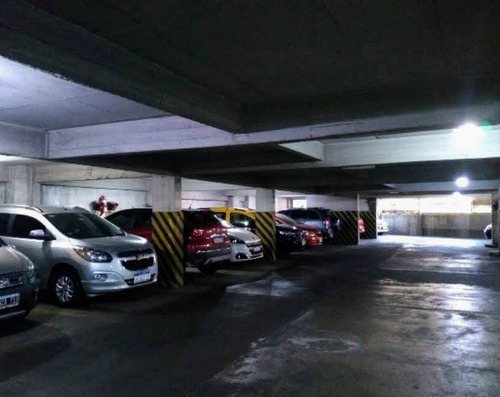 Imagen 4 de 8 de Venta De 13 Cocheras En Almagro En Block O En Forma Individual
