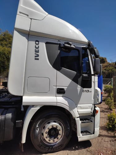 Imagem 2 de 5 de Iveco Stralis 410nr 6x2 Trucado Teto Alto E Manual 2010 2011