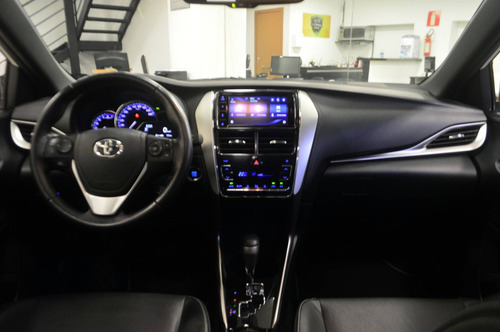 Imagem 9 de 15 de Toyota Yaris 1.5 16v Flex Xls Connect Multidrive