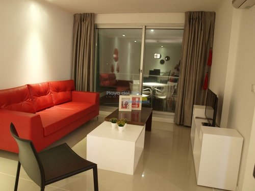 Punta Del Este, Apartamento Zona Brava- Ref: 11650
