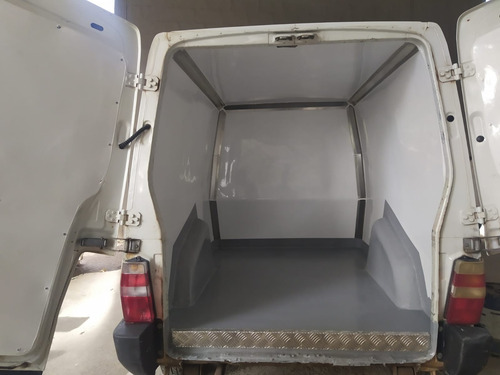 Imagem 4 de 6 de Isolamento E Caixa Termica E Equipamento De Refrigeração