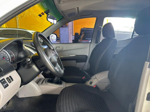 Mitsubishi L200 Triton 2.4 HLS 4X2 CD 16V FLEX 4P MANUAL