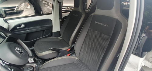 Up Cross 1.0 Tsi 2017