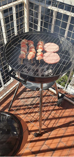 Imagen 5 de 7 de Parrilla Portátil A Carbón Alpaca C Ruedas Balcón Muy Buena