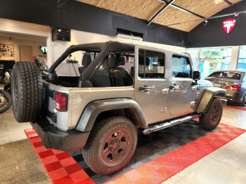 Imagen 10 de 15 de Jeep Wrangler Sport Motor 3.6 Hilton Motors Co