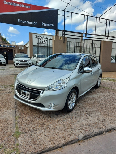 Peugeot 208 1.6 Allure 2014