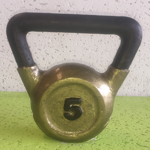 Pesas Rusa O Kettlebel De 5 Kg. Para Entrenamiento