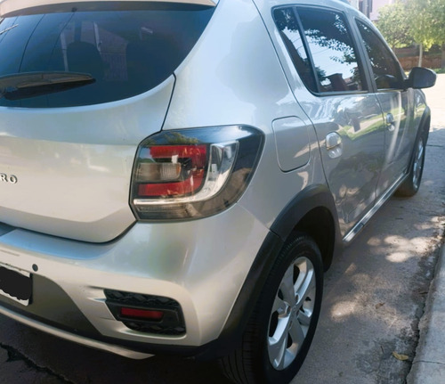 Renault Sandero Stepway 1.6 Privilege 105cv