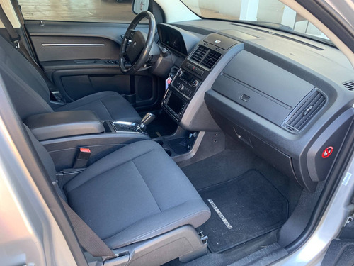 Imagem 13 de 15 de Dodge Journey 2.7 Sxt V6 Gasolina 4p Automático