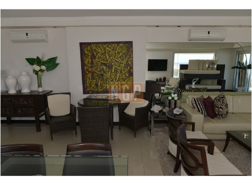 Apartamento En Brava, 3 Dormitorios - Ref: 10113