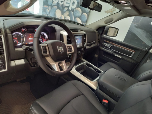 Imagen 5 de 16 de Ram 1500 Laramie 5.7l Automatica At8 4x4 $