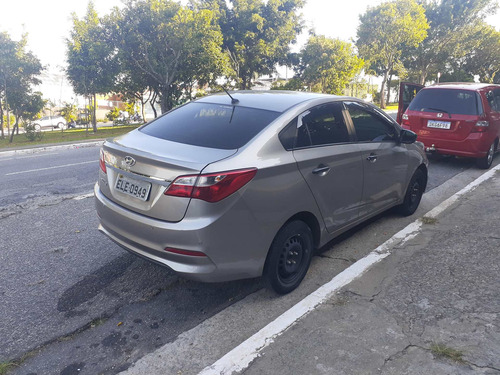 Imagem 3 de 6 de Hyundai Hb20s 1.0 Unique (flex)
