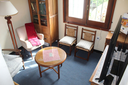 Casa De 3 Dormitorios 2 Baños Fondo Patio Garaje Barbcoa