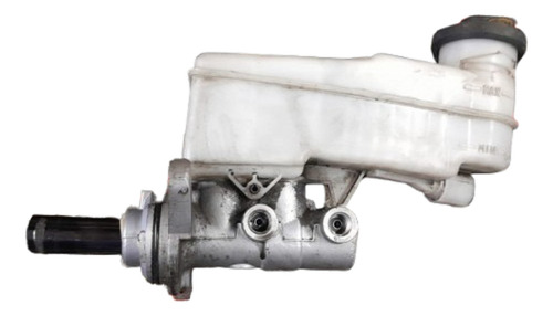Bomba De Freno Toyota Hilux 2.8 177cv Original