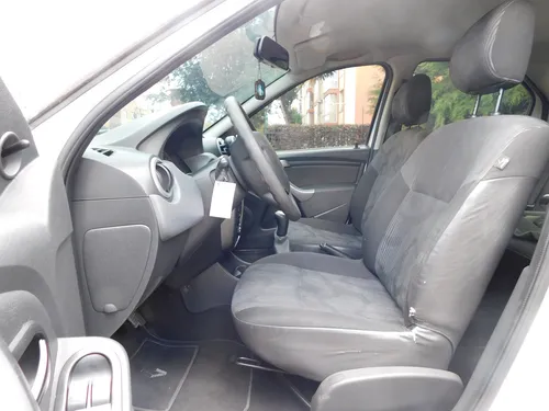 Renault Logan 1.6 Expression