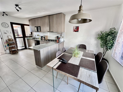 Casa En Venta De 3 Dorm. En Puente Alto