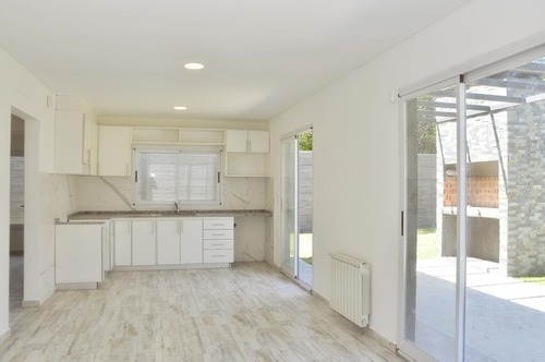 Imagen 23 de 29 de Venta De Casa - Complejo Cerrado- Tortuguitas