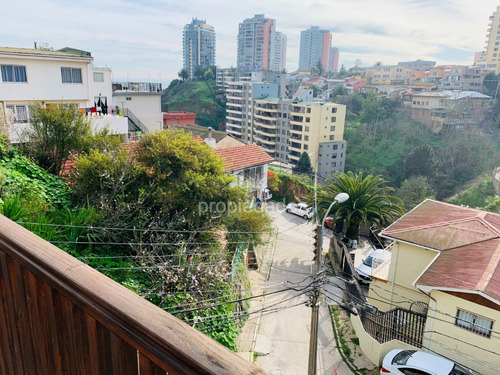 Venta Amplia Casa 4d 2b 1e - Cerro Esperanza