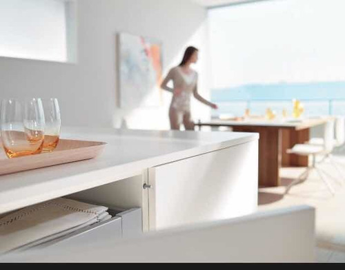 Pulsadores Tip On Push Marca Blum Versión Corta/ Color Gris