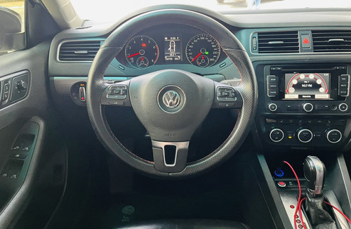 Volkswagen Jetta 2.0 TSI HIGHLINE 211CV GASOLINA 4P TIPTRONIC