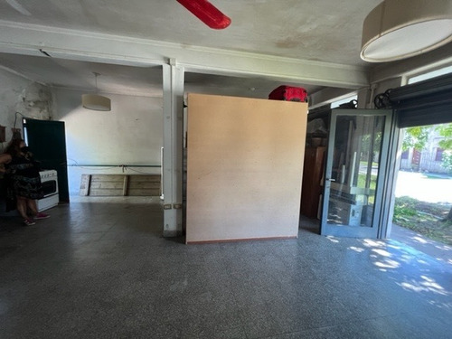 Imagen 3 de 5 de Vendemos Lote Con Local Y Losa P/construir En San Carlos
